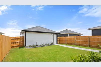 318 Nizao Lane, Bastrop, TX 78602 - Photo 31