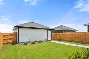 318 Nizao Ln, Bastrop, TX 78602 - Photo 31