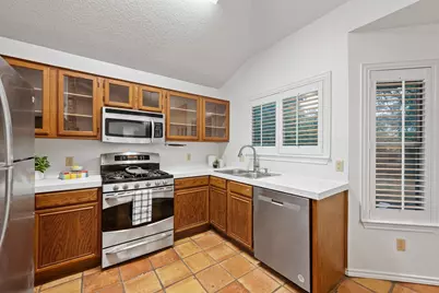 8007 Willet Trail, Austin, TX 78745 - Photo 7