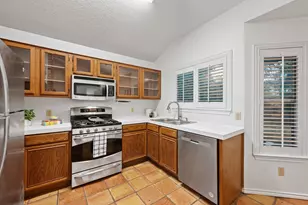 8007 Willet Trail, Austin, TX 78745 - Photo 7