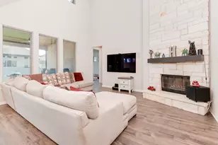 201 S Park Vista, Georgetown, TX 78628 - Photo 5