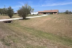 5931 Limmer Loop, Hutto, TX 78634 - Photo 3