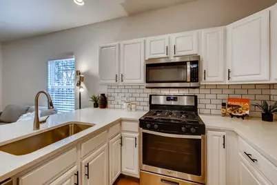1206 Maple Avenue, Austin, TX 78702 - Photo 29