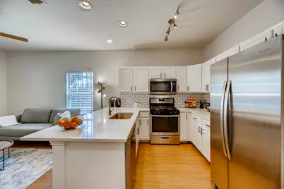 1206 Maple Avenue, Austin, TX 78702 - Photo 25
