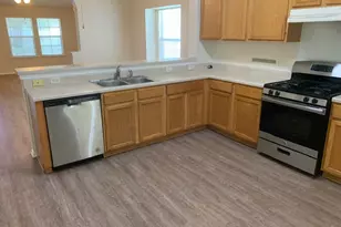 198 Hogan, Kyle, TX 78640 - Photo 5