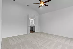 421 Hickory Spgs Trl, Georgetown, TX 78628 - Photo 19