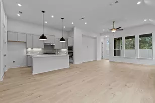 421 Hickory Spgs Trl, Georgetown, TX 78628 - Photo 9