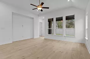 421 Hickory Spgs Trl, Georgetown, TX 78628 - Photo 13