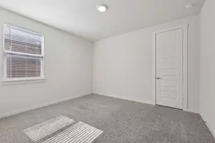 1024 Bear Track Loop, Georgetown, TX 78628 - Photo 17