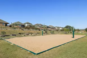 1024 Bear Track Loop, Georgetown, TX 78628 - Photo 35