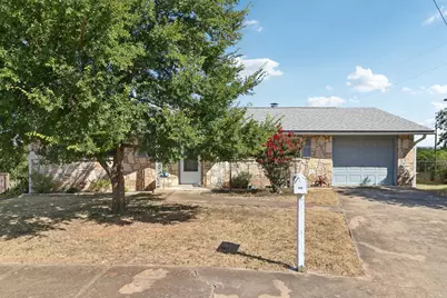115 Village Drive, Kerrville, TX 78028 - Photo 9