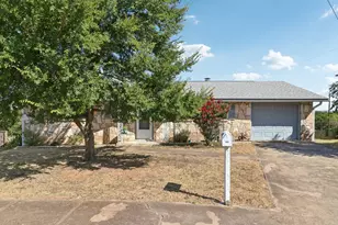 115 Village Dr, Kerrville, TX 78028 - Photo 9