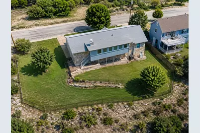 115 Village Drive, Kerrville, TX 78028 - Photo 21