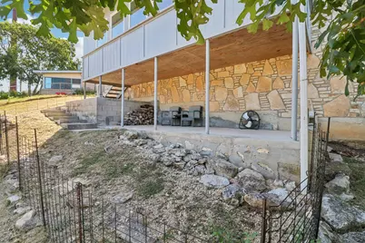 115 Village Drive, Kerrville, TX 78028 - Photo 27