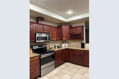 608 E 13th Street, Georgetown, TX 78626 - Photo 3