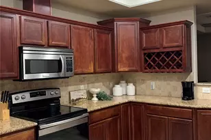 608 E 13th St, Georgetown, TX 78626 - Photo 3
