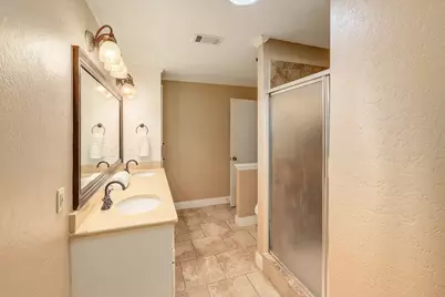 602 Meadowbrook Drive, Georgetown, TX 78628 - Photo 17