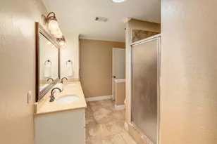 602 Meadowbrook Dr, Georgetown, TX 78628 - Photo 17