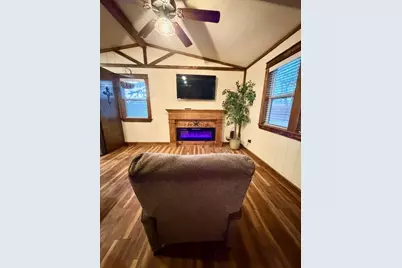 520 Leisure Lane #B, Cedar Creek, TX 78612 - Photo 3