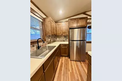 520 Leisure Lane #B, Cedar Creek, TX 78612 - Photo 5