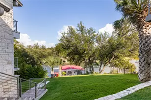 805 Brooks Hollow Rd, Lakeway, TX 78734 - Photo 19