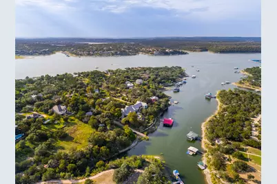 805 Brooks Hollow Road, Lakeway, TX 78734 - Photo 27