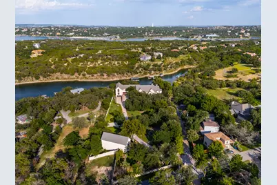 805 Brooks Hollow Road, Lakeway, TX 78734 - Photo 17