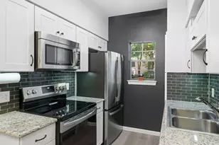 203 E 31st St, Austin, TX 78705 - Photo 7