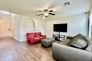 304 Wegstrom St, Hutto, TX 78634 - Photo 3