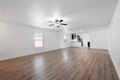 18616 Speculator Lane, Elgin, TX 78621 - Photo 9