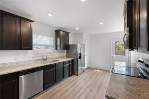18616 Speculator Ln, Elgin, TX 78621 - Photo 13