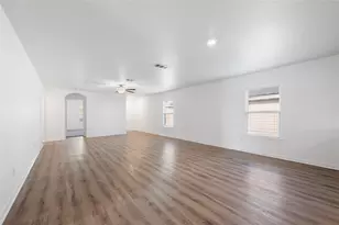 18616 Speculator Ln, Elgin, TX 78621 - Photo 5
