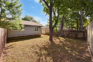 8312 Bowling Green Dr, Austin, TX 78757 - Photo 25