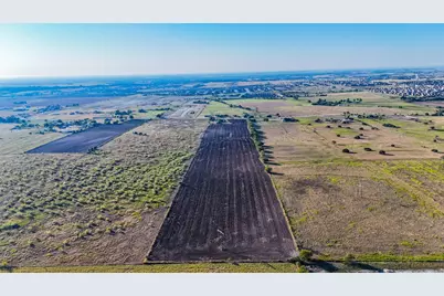 1501 Fm-487, Jarrell, TX 76537 - Photo 9