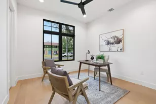 3005 Silverleaf Dr, Austin, TX 78757 - Photo 5