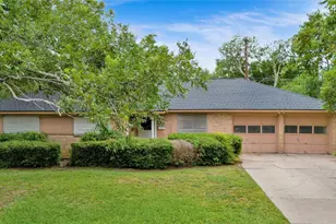 5724 Wellington Dr, Austin, TX 78723 - Photo 1