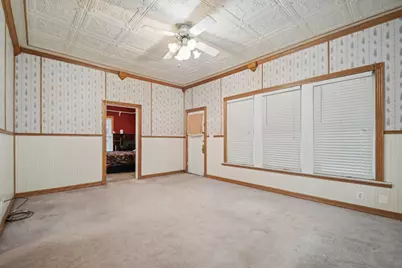 611 N Main Street, Elgin, TX 78621 - Photo 13