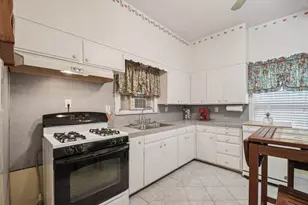 611 N Main St, Elgin, TX 78621 - Photo 19