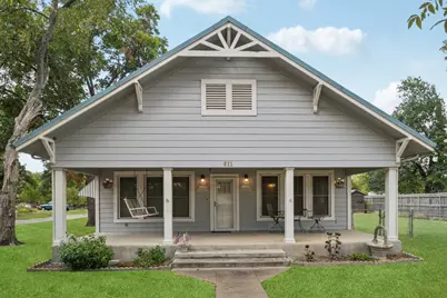 611 N Main Street, Elgin, TX 78621 - Photo 1