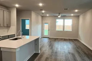 11004 Tallsalt Dr, Austin, TX 78653 - Photo 5