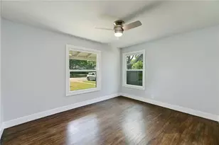 8318 Burrell Dr, Austin, TX 78757 - Photo 19