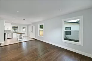 8318 Burrell Dr, Austin, TX 78757 - Photo 5