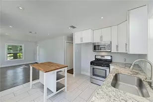 8318 Burrell Dr, Austin, TX 78757 - Photo 9