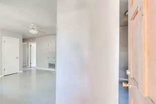 501 Krebs Ln, Austin, TX 78704 - Photo 11