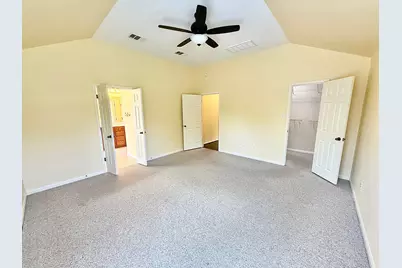 3512 Hidden Lake Crossing, Pflugerville, TX 78660 - Photo 11