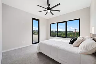 13701 Montview Dr, Austin, TX 78732 - Photo 19