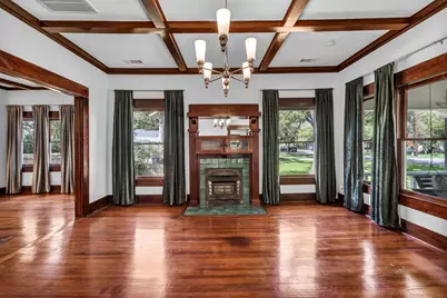 1806 S Main Street, Georgetown, TX 78626 - Photo 3