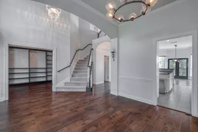 9215 Spicebrush Drive, Austin, TX 78759 - Photo 5