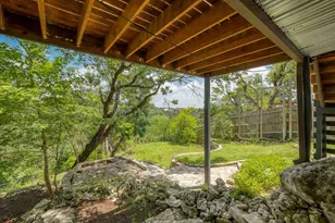 9215 Spicebrush Dr, Austin, TX 78759 - Photo 39