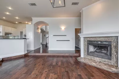 9215 Spicebrush Drive, Austin, TX 78759 - Photo 15